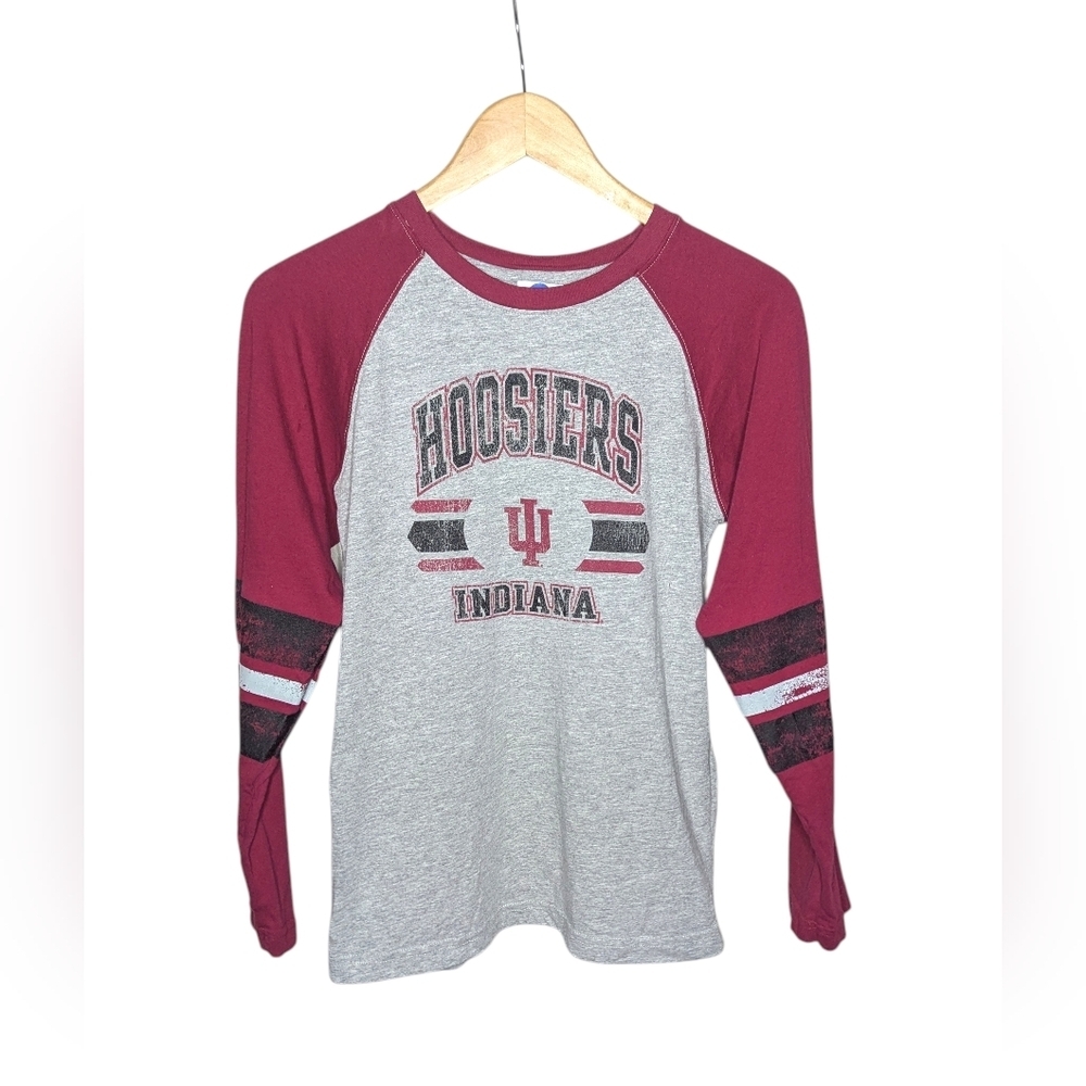 Indiana Hoosiers NCAA T-shirt Large Gray Red Raglan Striped Long Sleeve Graphic
